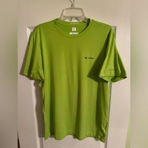 Columbia men’s tee shirt Large